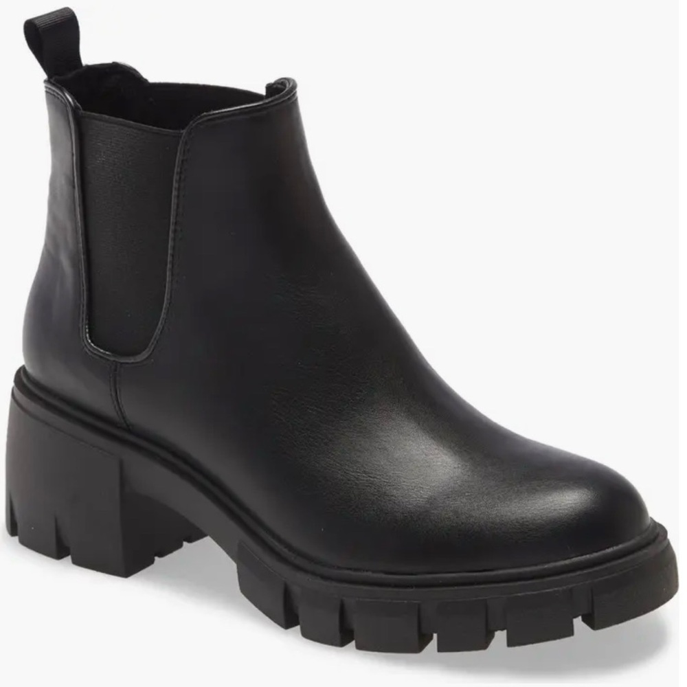 Steve Madden Black Howler Bootie Boots 🥾